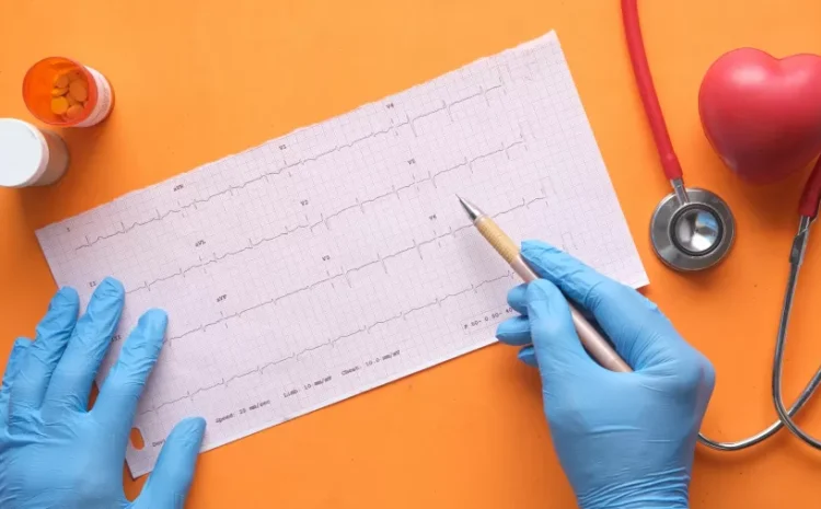  Dr. Marcelo Leitão, Diretor da SBMEE, participa de matéria sobre Eletrocardiograma para o site Viva Bem – UOL.